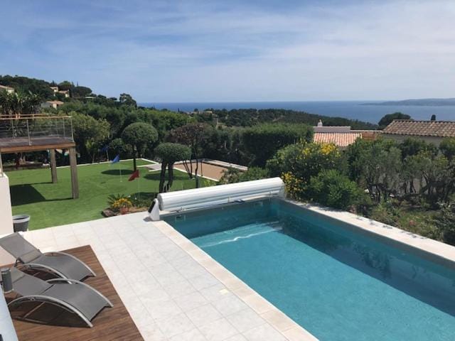 Vue mer panoramique Saint Tropez Villa in Roquebrune-sur-Argens