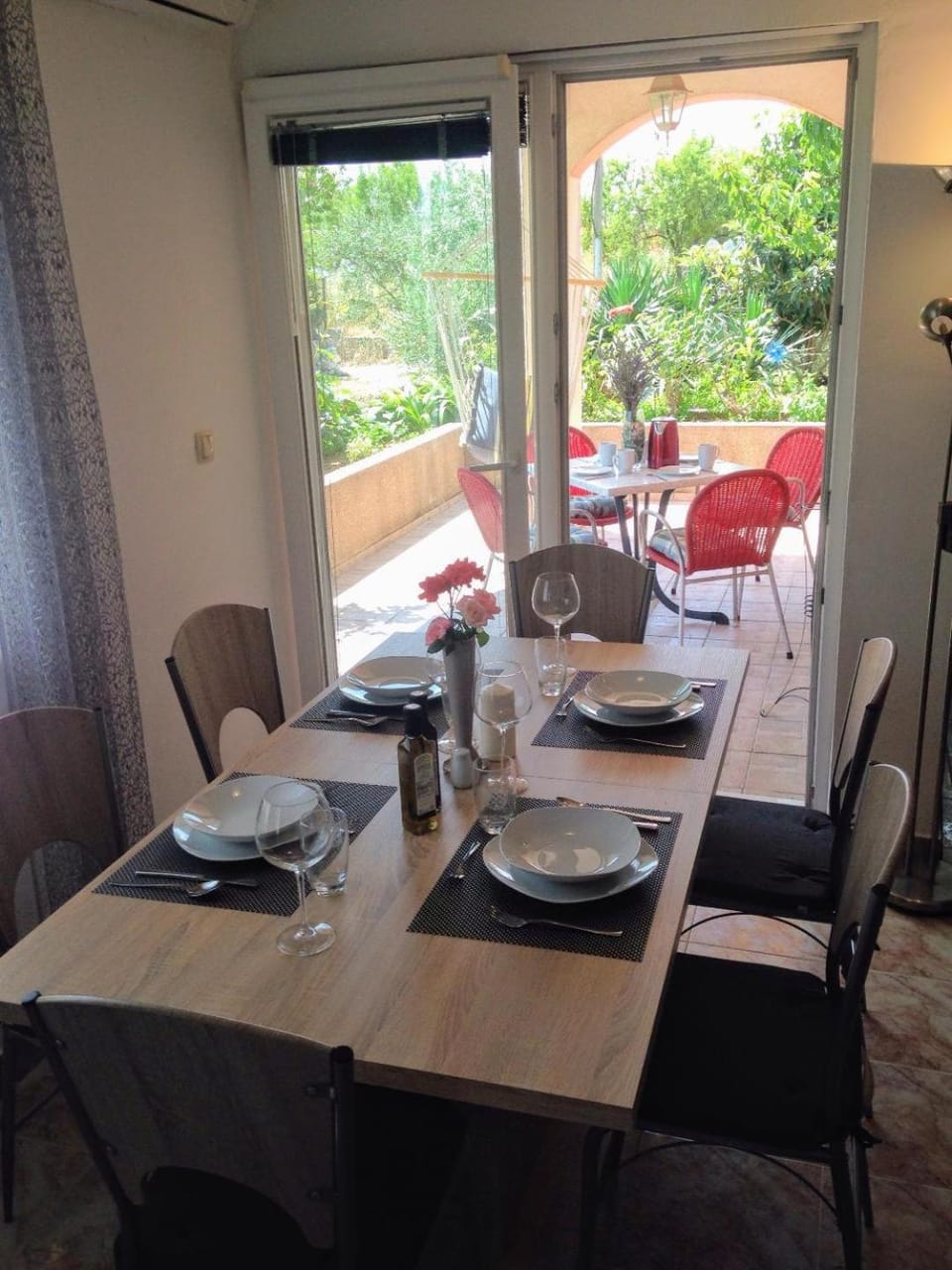Dining area, Garden view