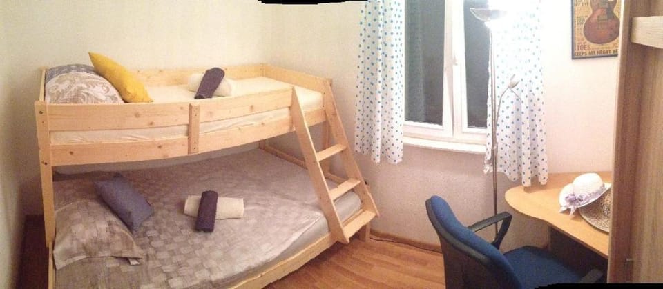 bunk bed