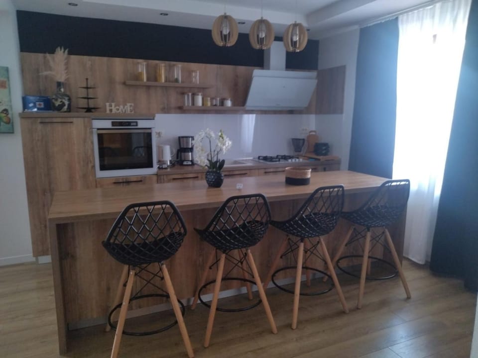 Coffee/tea facilities, Dining area, pet friendly, stove