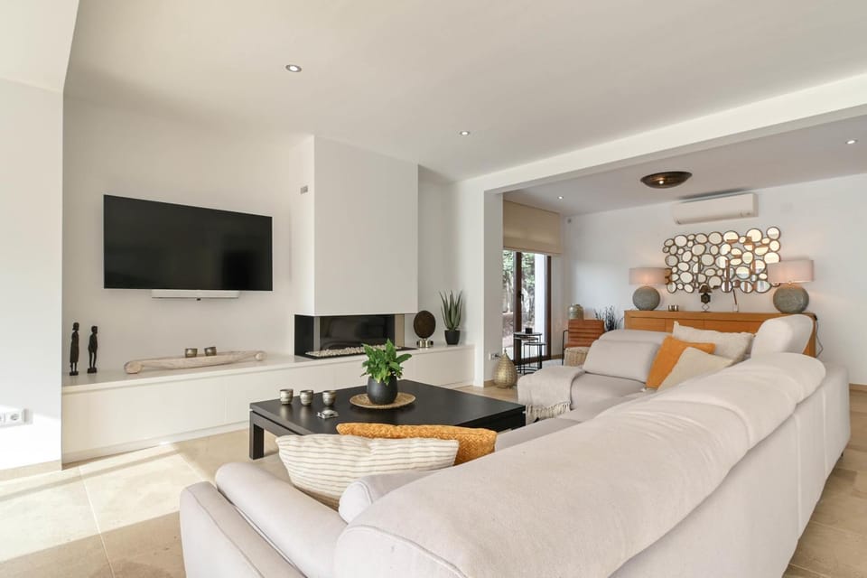 TV and multimedia, Living room, Other, Dining area