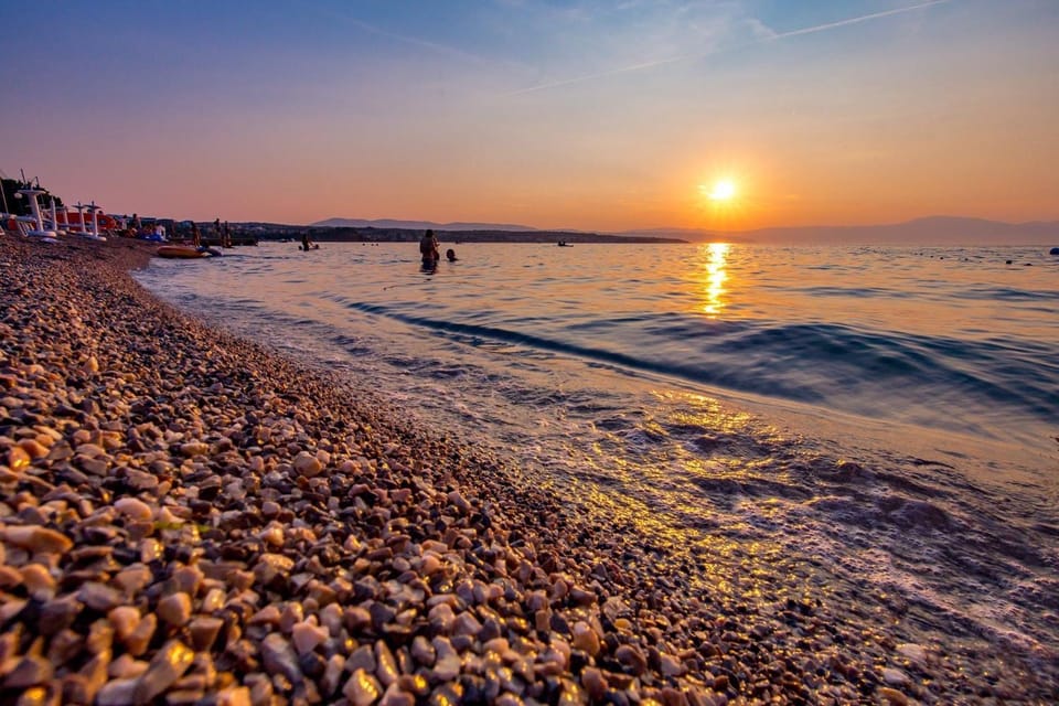 Neighbourhood, Beach, Sunset