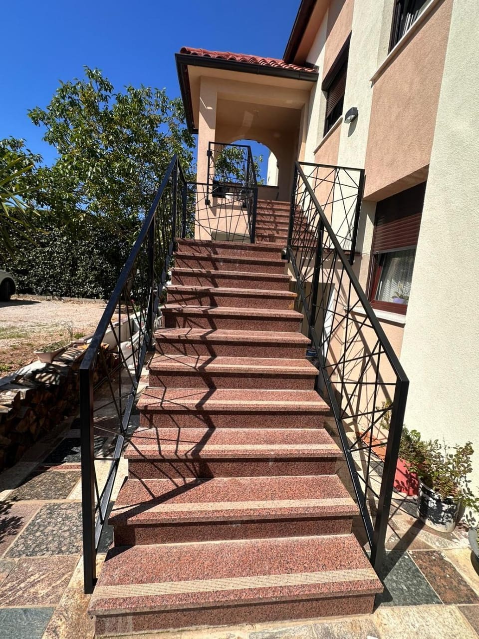 Property building, Facade/entrance