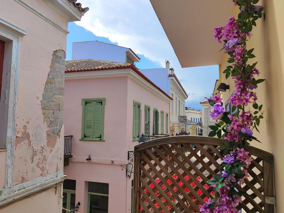 Levantes Superior Suite. Apartment in Nafplion
