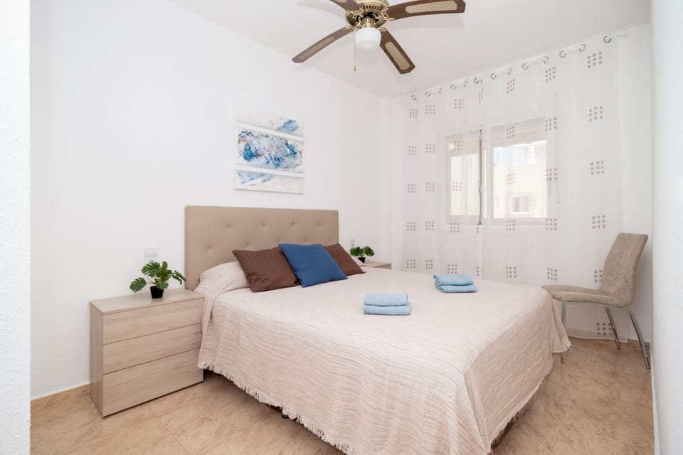 Bed, fireplace