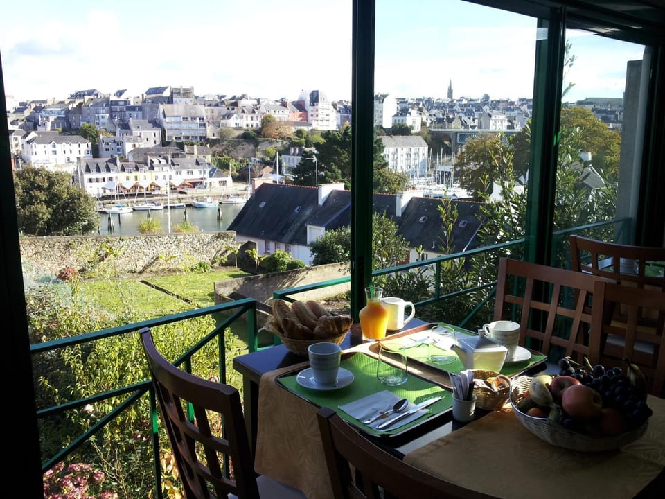 Balcony/Terrace, Breakfast, Drinks