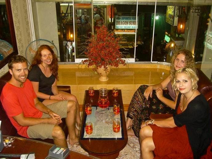 Lobby or reception, Non alcoholic drinks, group of guests