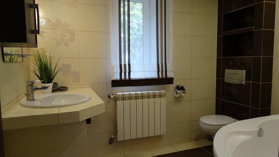 Toilet, Bathroom, Bath