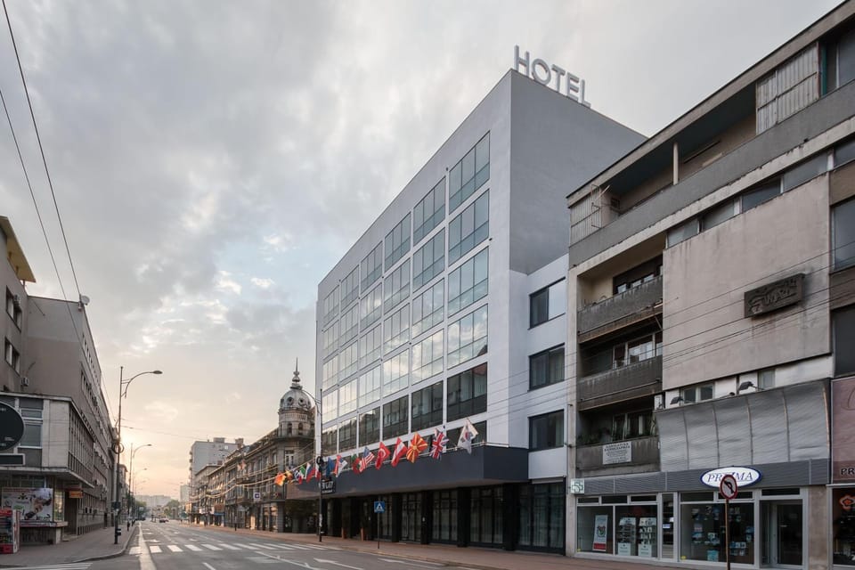 Property building, Facade/entrance