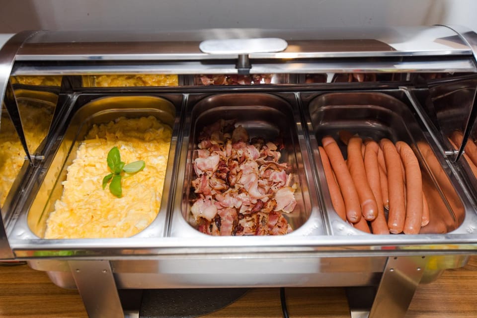 Food and drinks, Breakfast, Buffet breakfast