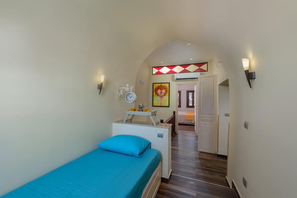 BIBLIOTHEQUE Apartment in Rhodes