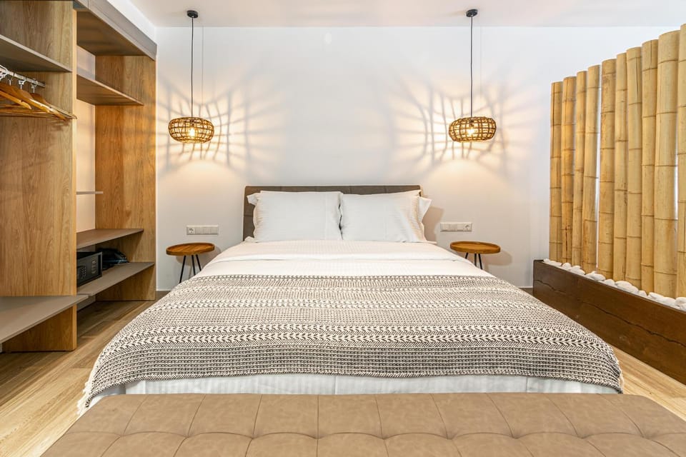 fns lounge suites Hotel in Peloponnese, Western Greece and the Ionian