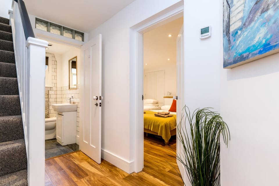 Bathroom, Bedroom