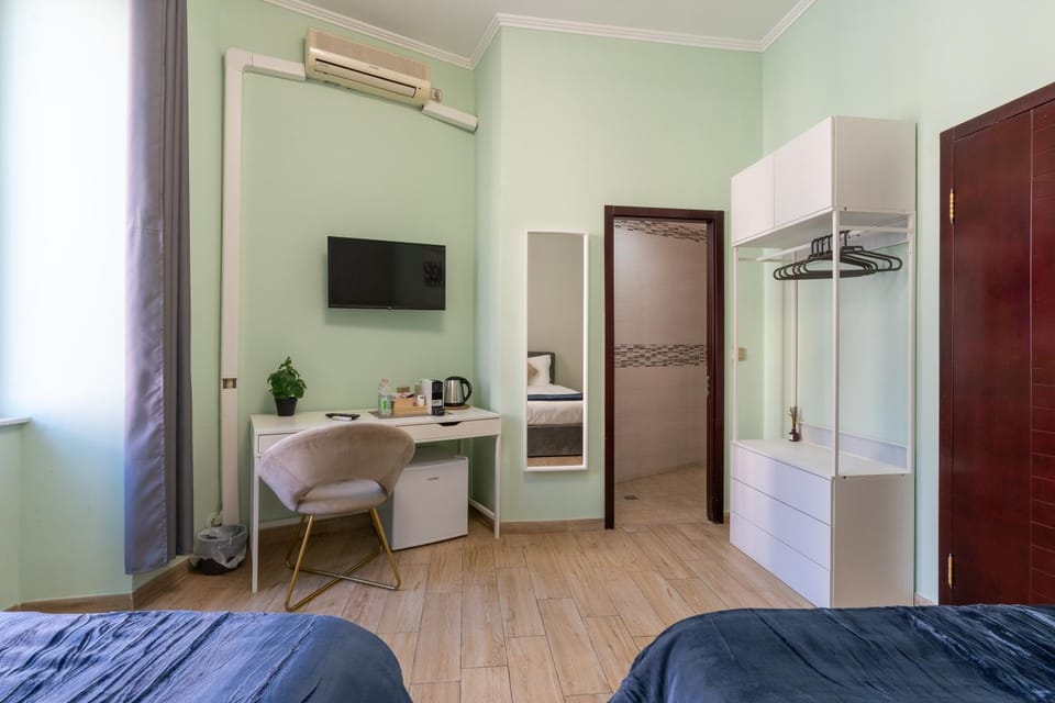 Giusi Rooms - Esquilino Harmony Guesthouse Bed and Breakfast in Rome