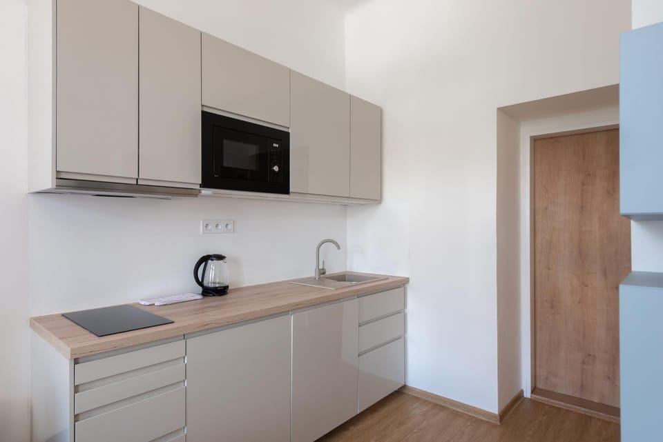 Kitchen or kitchenette, stove