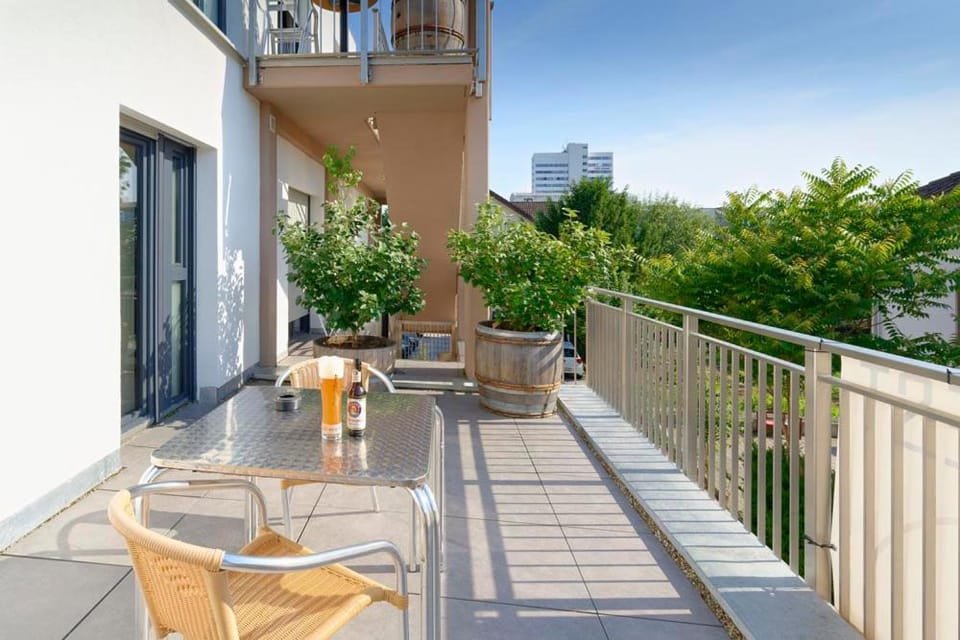 View (from property/room), Balcony/Terrace