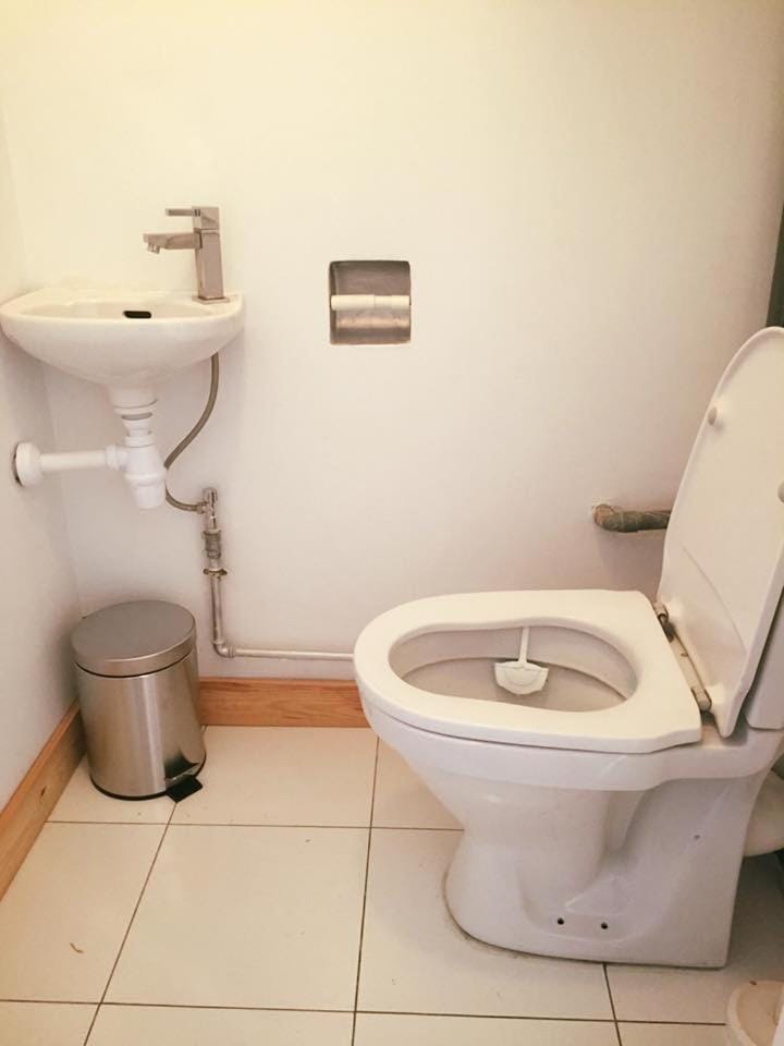 Toilet