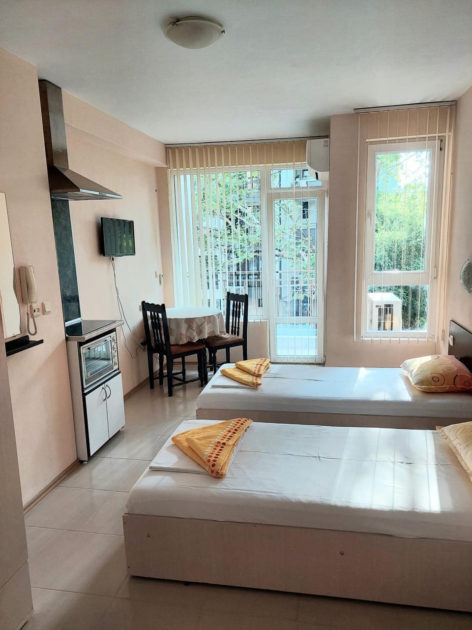 Студио Алекс Варна Apartment in Varna