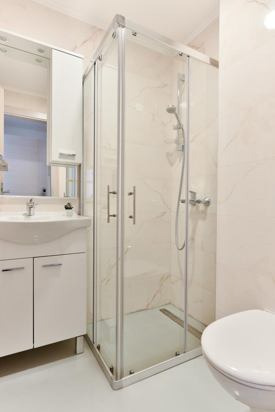 Shower, Bathroom