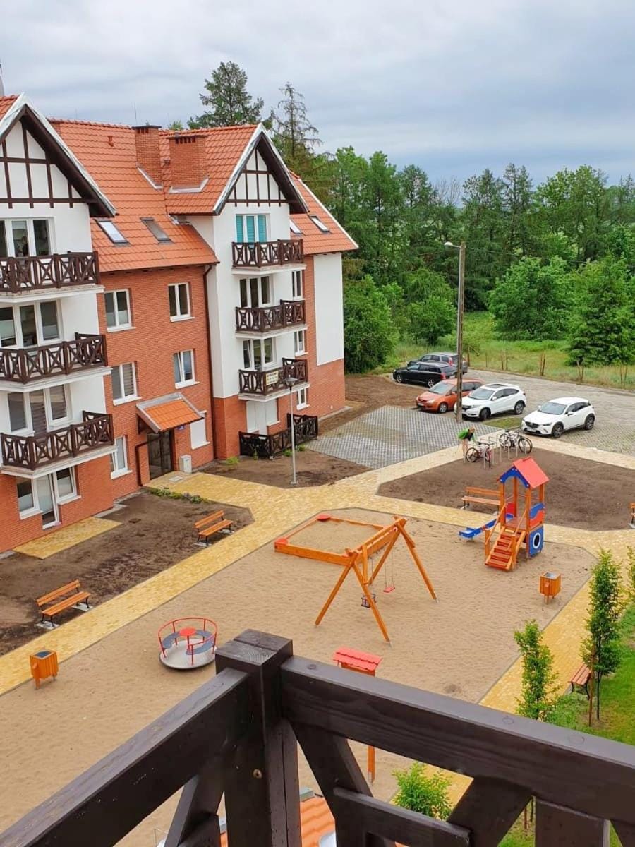 Property building, Neighbourhood, View (from property/room), Balcony/Terrace, Location, Parking
