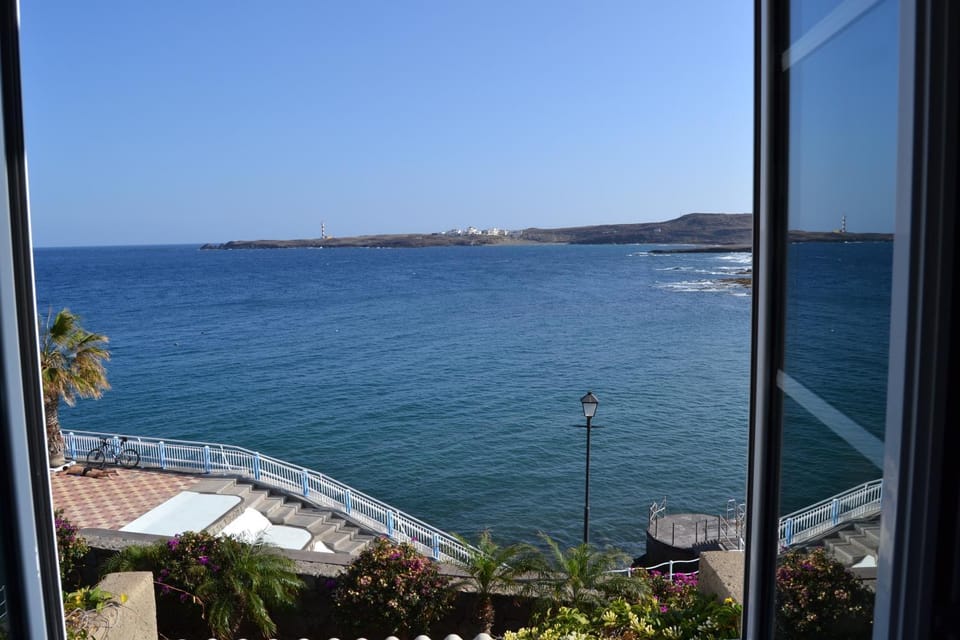 Day, Sea view