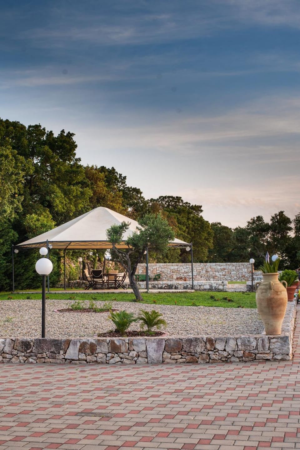 Garden, Garden view