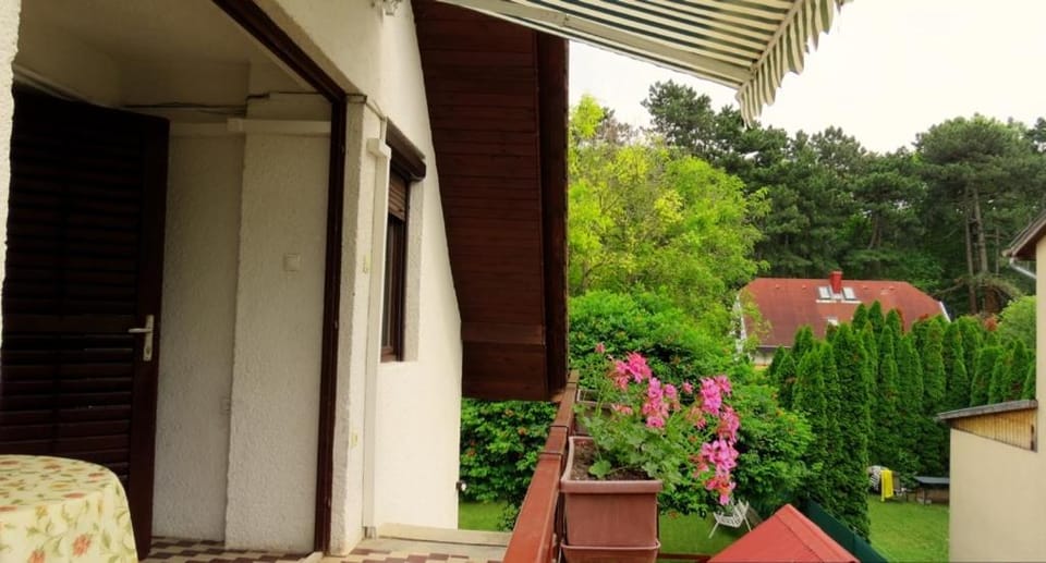 Balcony/Terrace, Balcony/Terrace, Garden view