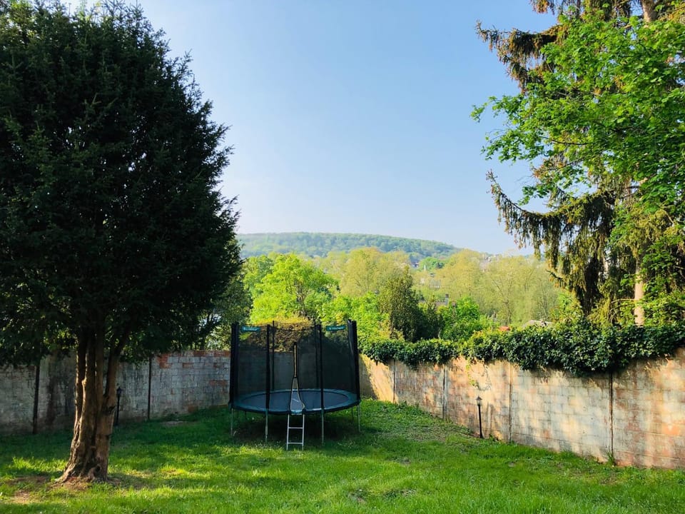 A la meulière d'Orsay, vue sur la vallée, au calme Apartment in Île-de-France