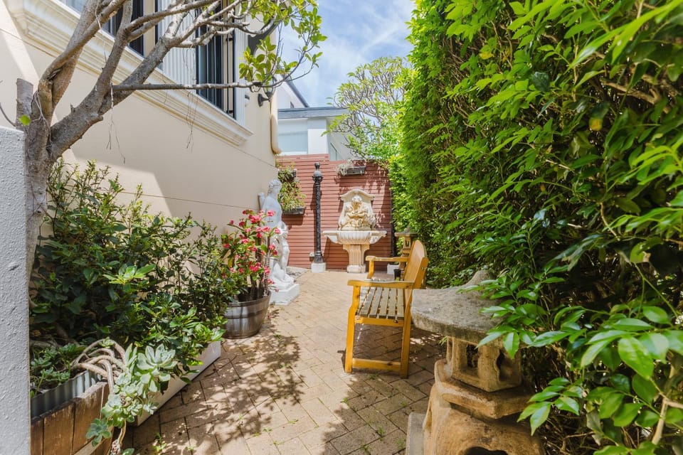 Randwick City Lodge 2 Bed and Breakfast in Sydney