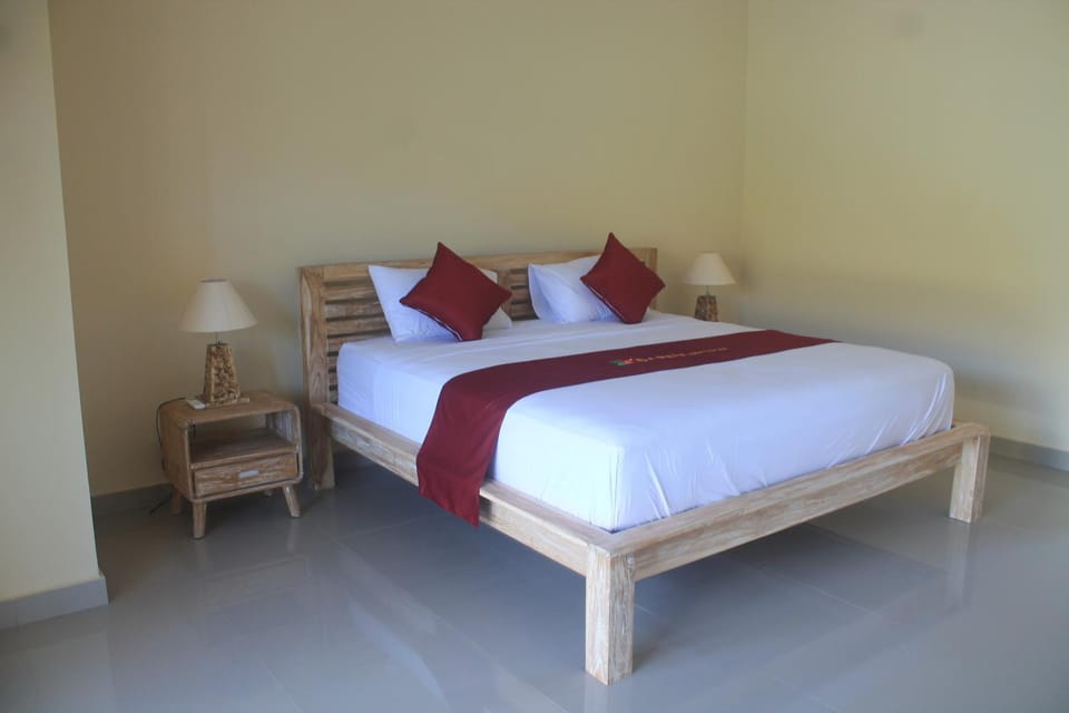 Dayuh Homestay Bed and Breakfast in Abang