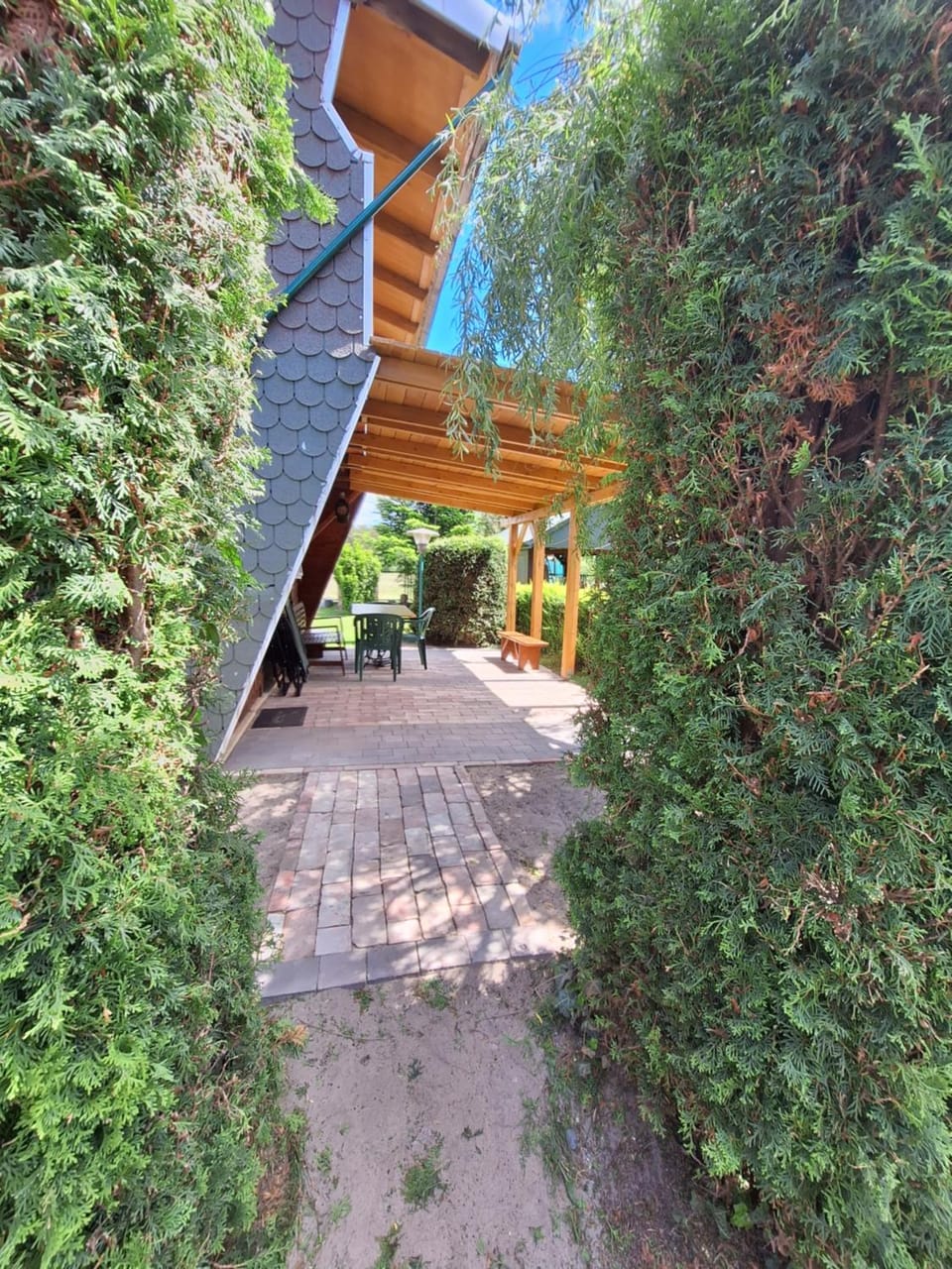 Property building, Garden