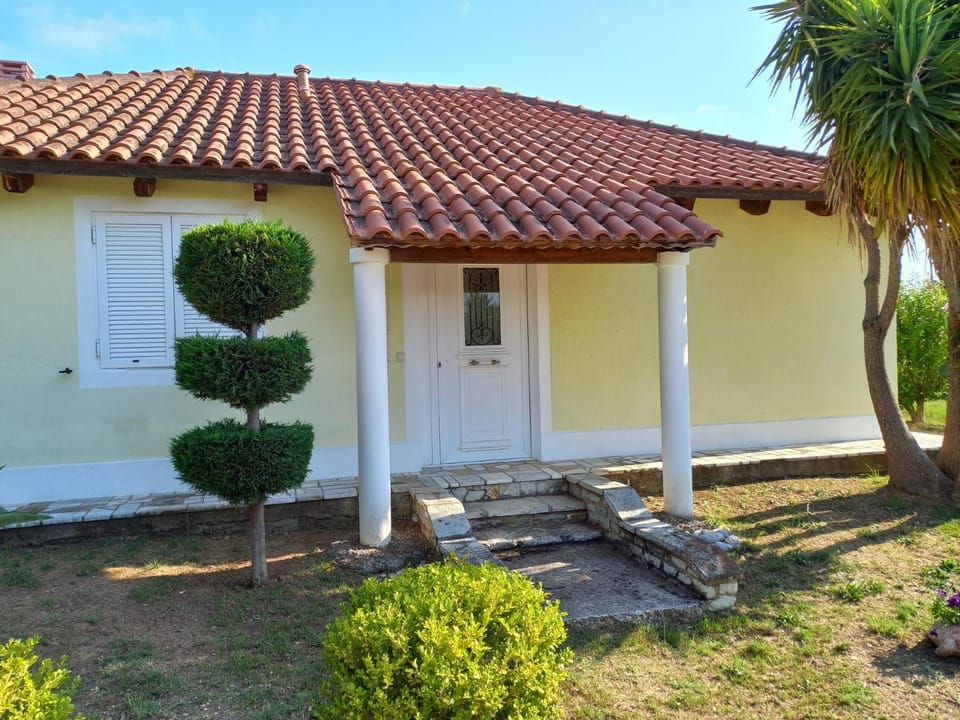 Апартаменты Вилла Ионика Apartment in Messenia