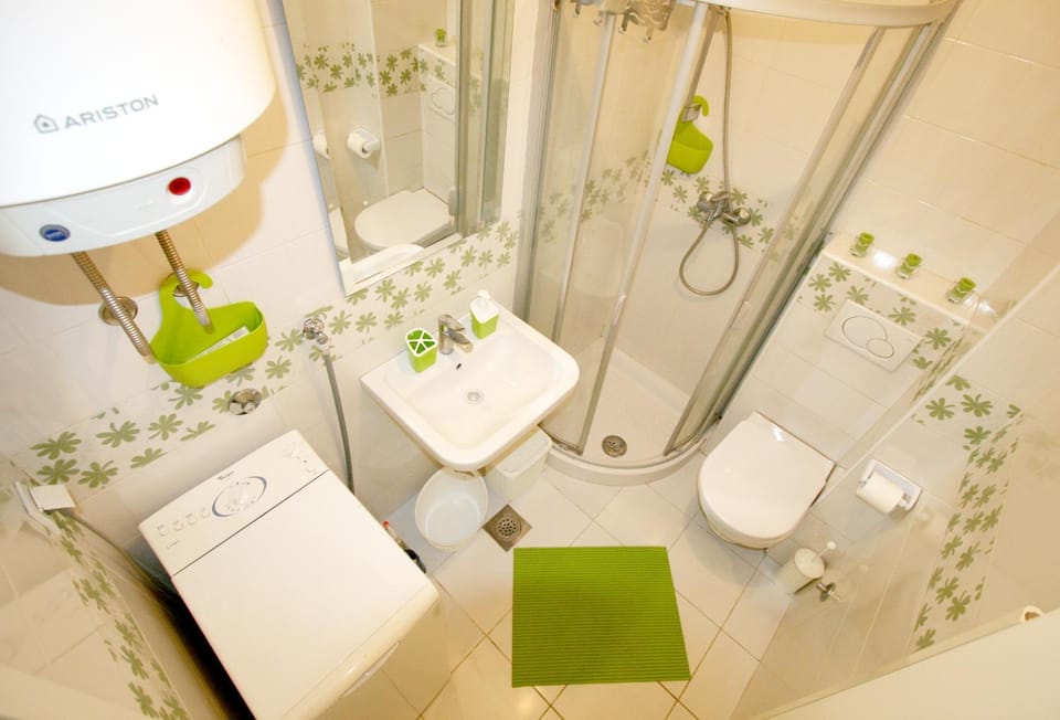 One-Bedroom Apartment near Saint Sava Temple with Free Private Garage Apartment in Belgrade
