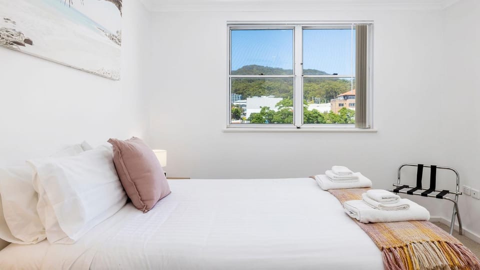 Bed, Natural landscape, Bedroom, Mountain view