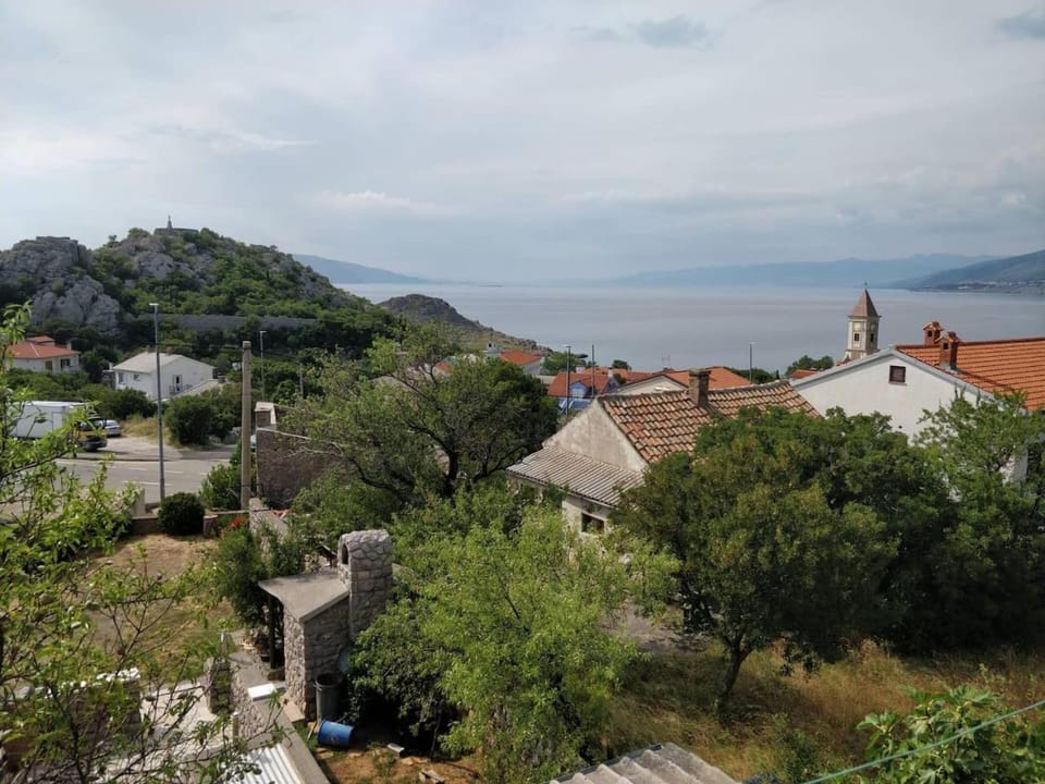 Fazila 7+1 Apartment in Lika-Senj County