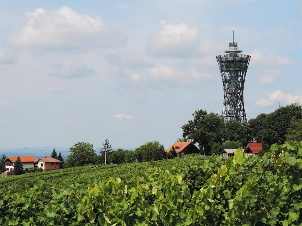 Neighbourhood, Landmark view