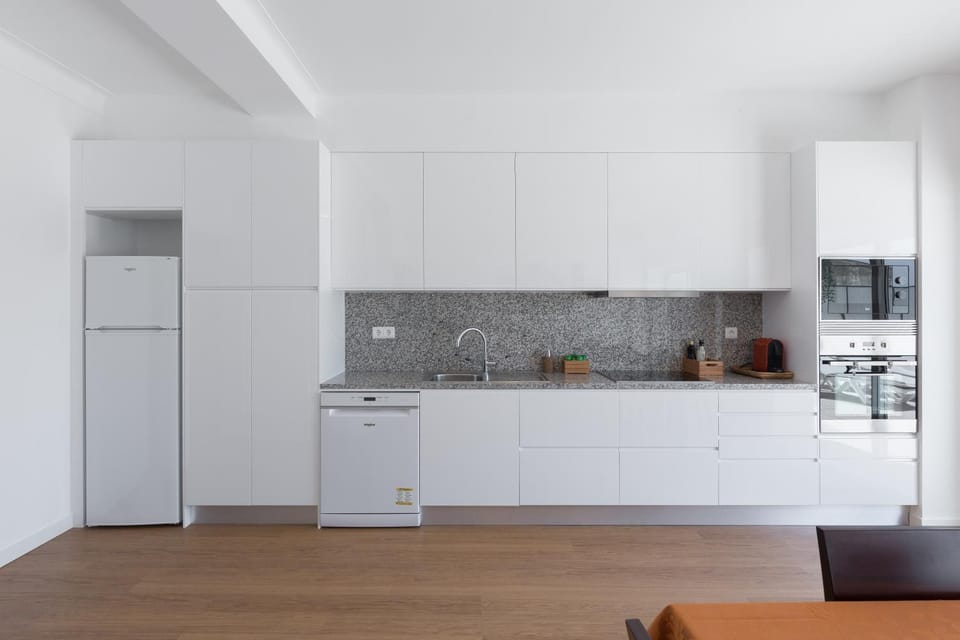 Kitchen or kitchenette, Communal kitchen