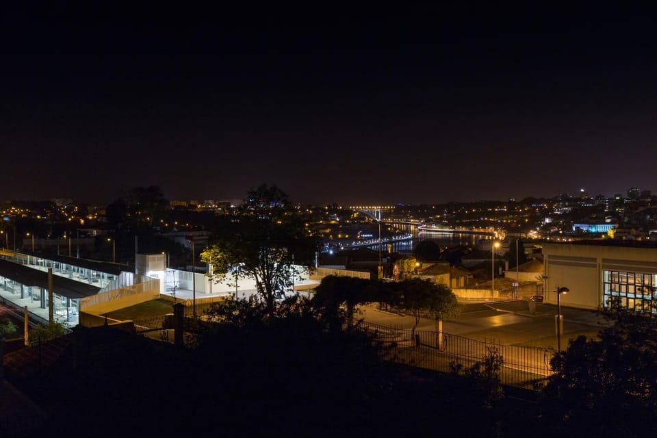 City view, River view, Street view