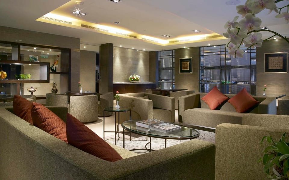 Communal lounge/ TV room