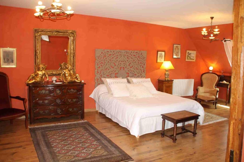 chambres d'hotes : La cour d'Etrepy Bed and Breakfast in Grand Est
