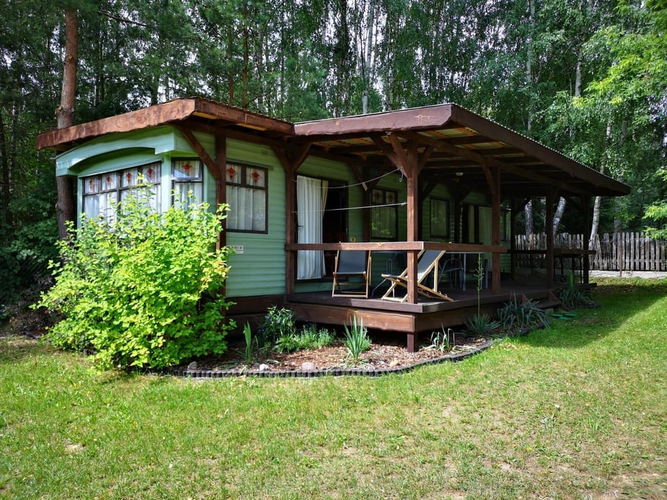 Property building, Patio, Facade/entrance, BBQ facilities, Garden, Balcony/Terrace, sunbed