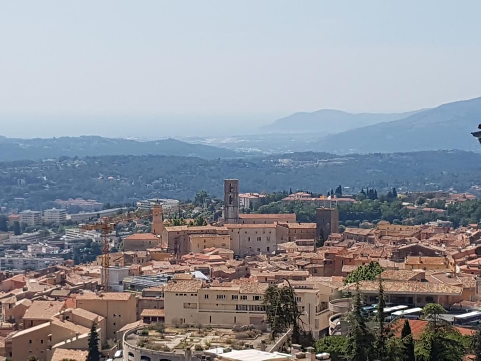 Magnifique 3P neuf en centre ville Apartment in Grasse