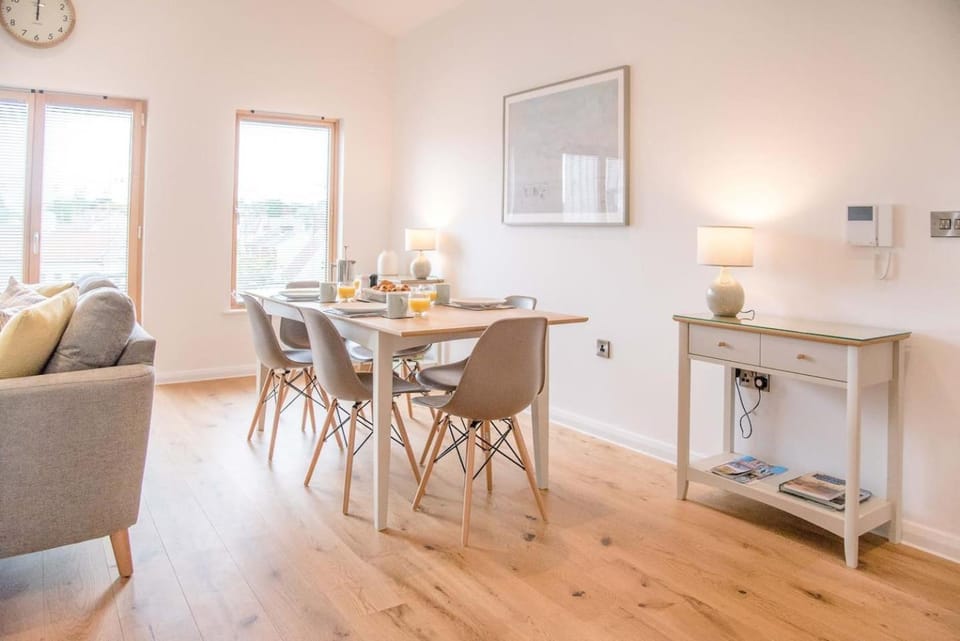 8 Deben Wharf, Woodbridge Apartment in Mid Suffolk District