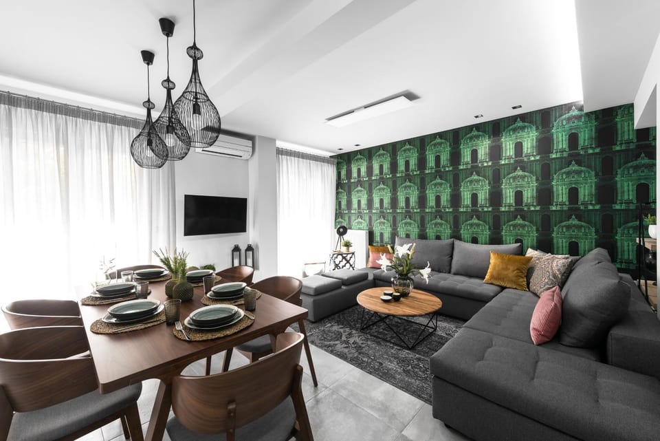 Living room, Seating area, Dining area