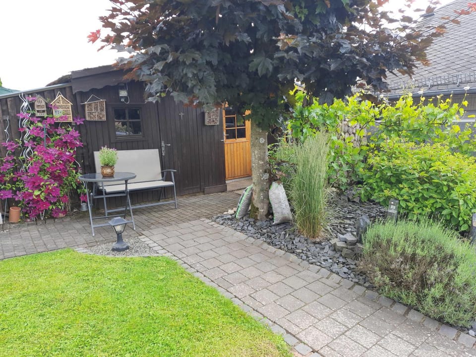 Garden, Seating area