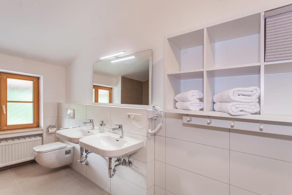 Shower, Toilet, Bathroom, heating, towels, washing machine, dryer