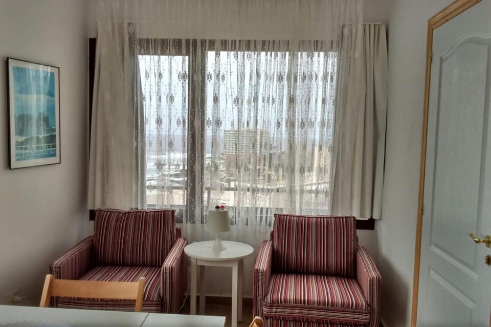 Living room, Decorative detail