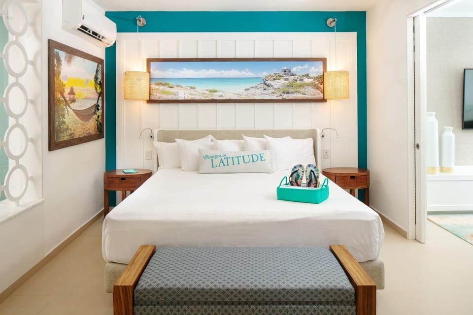 Bed, Bedroom, air conditioner