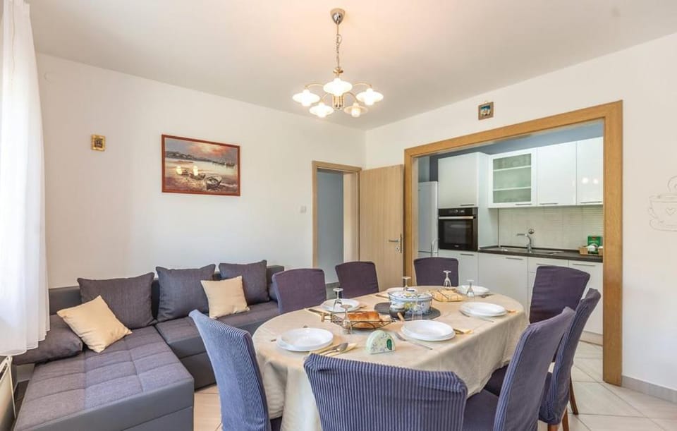 VILLA BEST House in Baška Voda