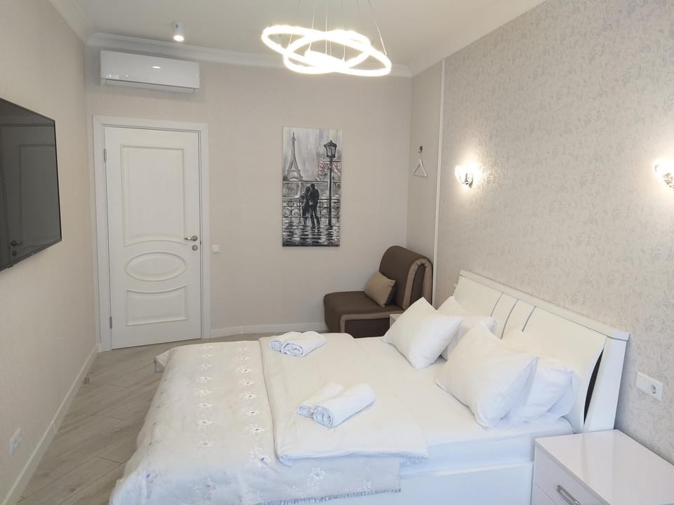 Bed, Photo of the whole room
